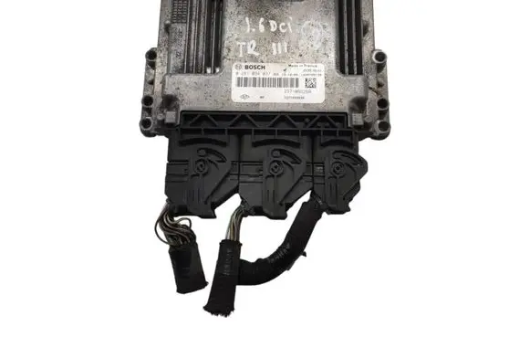 Opel Vivaro Engine control unit/module ECU 237106626R 0281034037