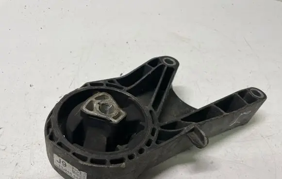 Opel Astra J Gearbox mount 13248600