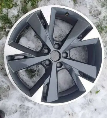 Audi Q4 Sportback e-tron R20 alloy rim 06260