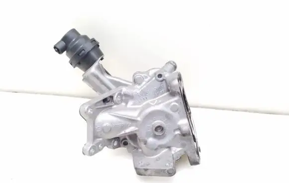 Mercedes-Benz E W212 Electric throttle body valve A6511420067