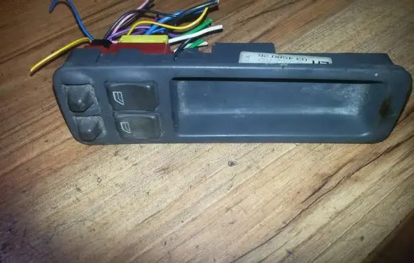 Volvo S40, V40 Electric window control switch 30815237 03458036