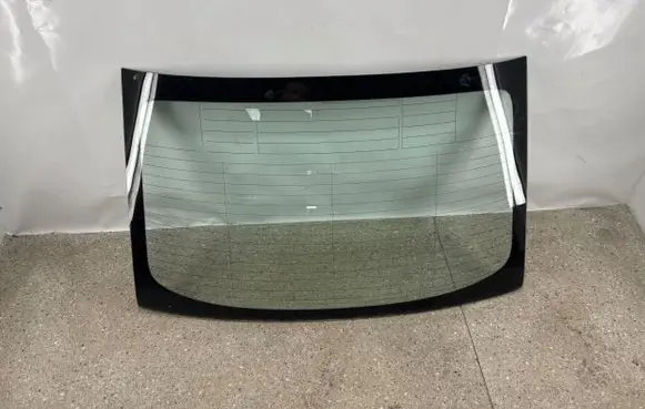 Mazda 3 III Rear windscreen/windshield window 111333 440017000 MDN9817