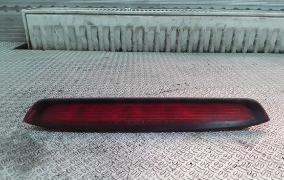 Toyota Corolla Verso E121 Third/center stoplight E43020002