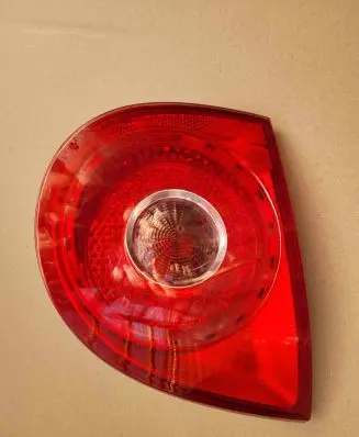 Volkswagen Golf V Tailgate rear/tail lights 1K6945093E 00052870