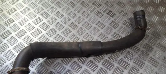 Hyundai Trajet Engine coolant pipe/hose
