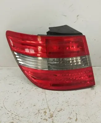 Mercedes-Benz B W245 Rear/tail lights A169820 27520114