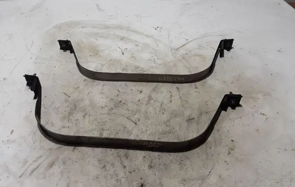 Mercedes-Benz GLE W167 Fuel tank mounting bracket A1671709800