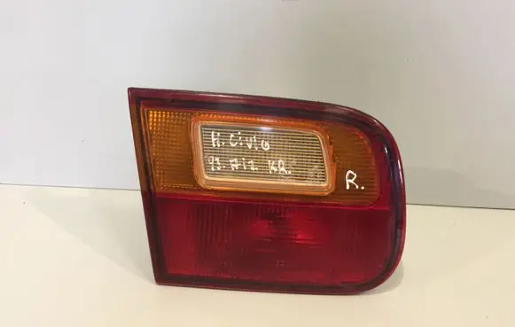 Honda Civic Tailgate rear/tail lights 0431132