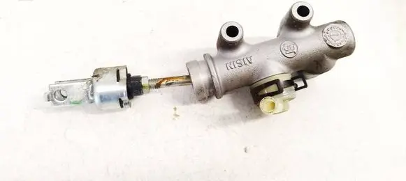 Lexus IS 220D-250-350 Clutch master cylinder