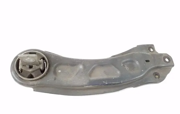 Infiniti Q30 Rear control arm A2463500406