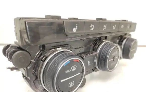 Volkswagen Golf VII Climate control unit 5G0907044AB 5HB01118142