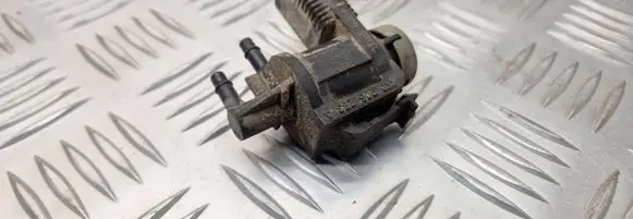 Audi A6 S6 C6 4F Turbo solenoid valve 1K0906283A