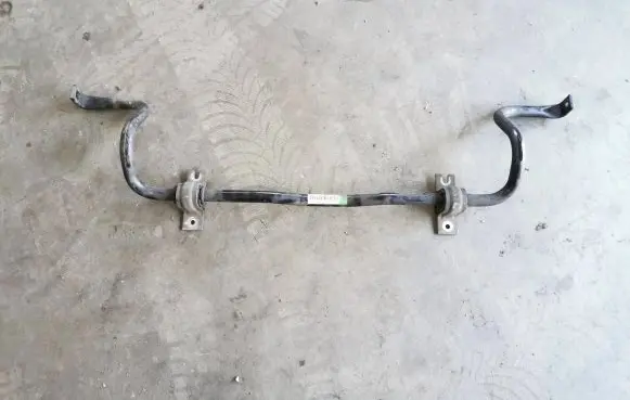 Renault Megane III Front anti-roll bar/sway bar 546118023R