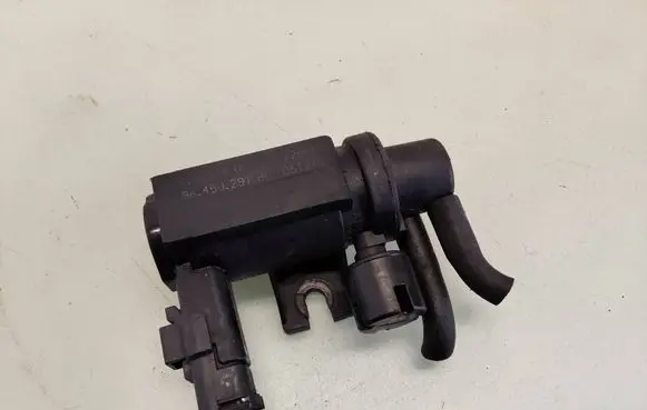 Ford Galaxy Turbo solenoid valve 70096401 9645029180 06T219