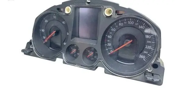 Volkswagen PASSAT B6 Speedometer (instrument cluster) A2C53117394
