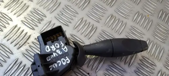 Ford Focus Wiper control stalk 98ag17a553cc