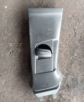 Volvo V40 (B) pillar trim (top) 31307225