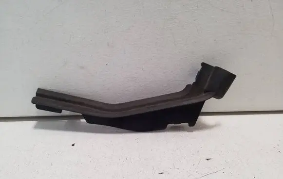 Polestar 2 Wiper trim 31694303