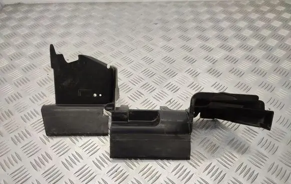 Ford Galaxy Intercooler air guide/duct channel 6M218311AG 6M218A261AD