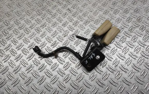 Honda Civic Rear seatbelt buckle 