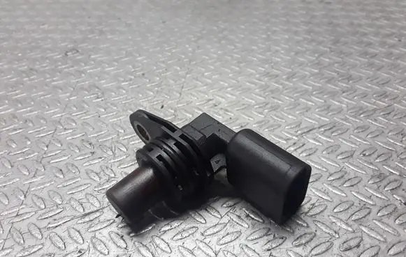 Volkswagen Golf IV Camshaft position sensor 030907601