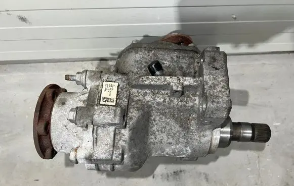 Audi A3 S3 8V Gearbox transfer box case 0CN409053AD