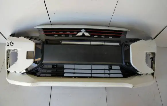 Mitsubishi Space Star Front bumper 6400J973ZZ