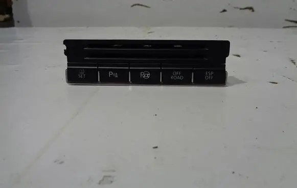 Volkswagen Tiguan Tailgate/trunk/boot open switch 5N2927132E