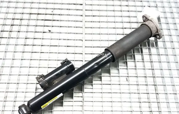 Rear shock absorber/damper