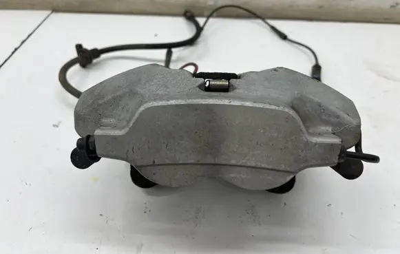BMW 3 G20 G21 Front brake caliper 6885830