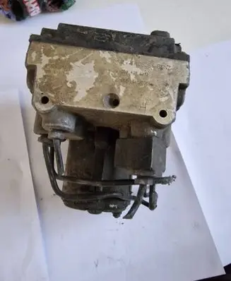 Mercedes-Benz E W212 ABS Pump 0265217007