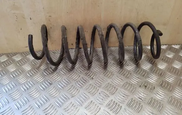 Volvo S70 V70 V70 XC Front coil spring