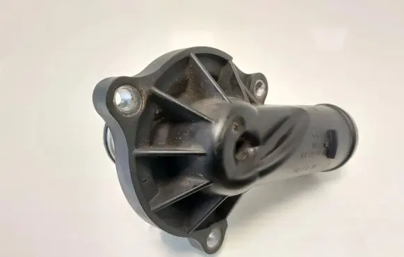 Thermostat/thermostat housing