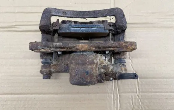Rear brake caliper