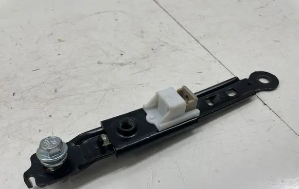 KIA Niro Seat belt height adjuster 