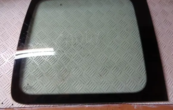 Volkswagen Caddy Side middle window/glass 43R001583