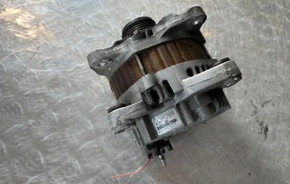 Renault Scenic III - Grand scenic III Generator/alternator 8200960533