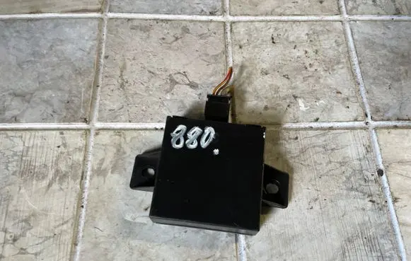Volkswagen Touran I Alarm control unit/module 1K0907719C 28024256