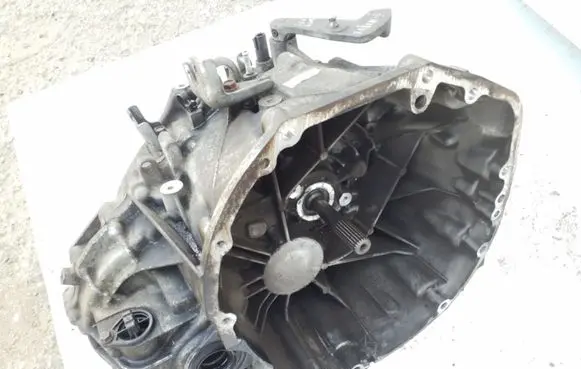 Nissan Qashqai+2 Manual 6 speed gearbox