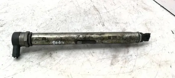 Opel Astra H Fuel main line pipe 55200266 013597L2 0445214056