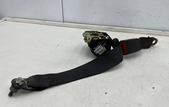 Fiat Panda II Rear seatbelt 33031764A