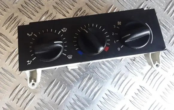 Renault Master II Climate control unit 133761F