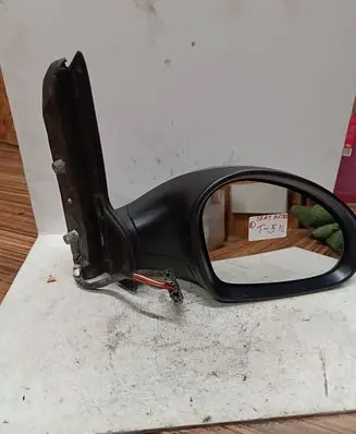 Seat Altea Front door electric wing mirror E9024142
