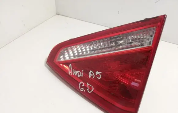 Audi A5 8T 8F Tailgate rear/tail lights 8T0945094