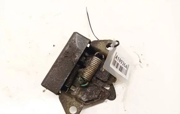 Mazda Premacy Engine bonnet/hood lock/catch 