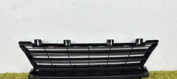 Peugeot 308 Front bumper lower grill 96123456