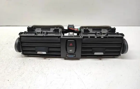 BMW 3 F30 F35 F31 Dash center air vent grill 9218552