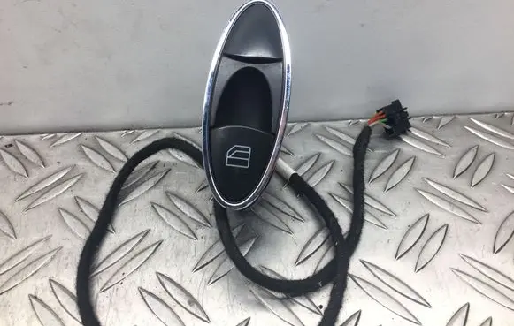 Mercedes-Benz E W211 Electric window control switch A2118219758