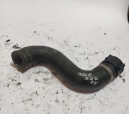 Iveco Daily 35 - 40.10 Engine coolant pipe/hose 5801302588