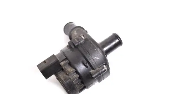 BMW M4 F82 F83 Electric auxiliary coolant/water pump 